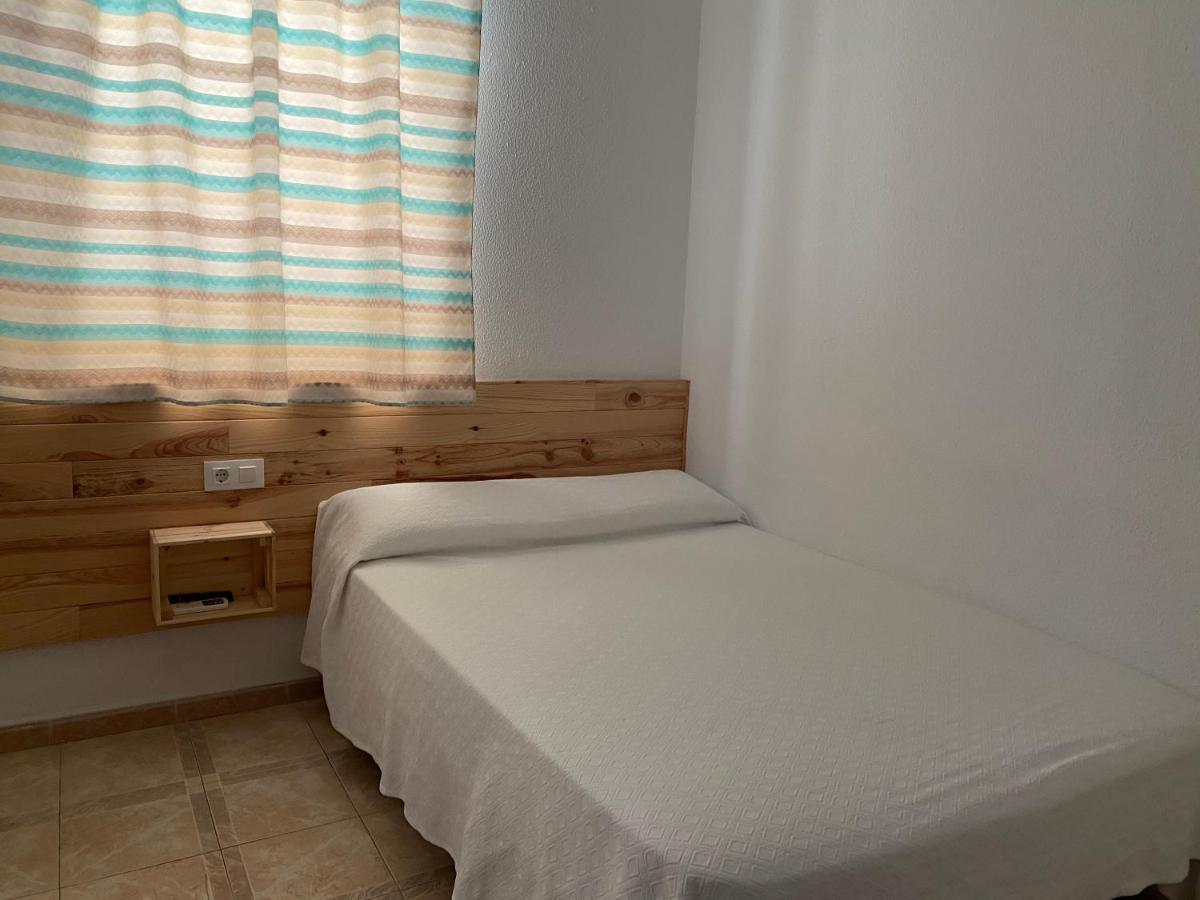 Hostal Barbate Buitenkant foto