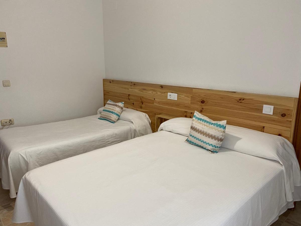 Hostal Barbate Buitenkant foto